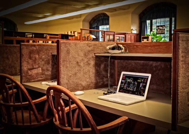 laptop in a cubicle